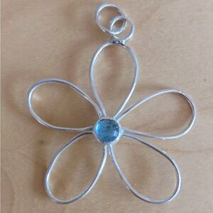 *Vintage 90s* Silver flower with blue stone necklace charm